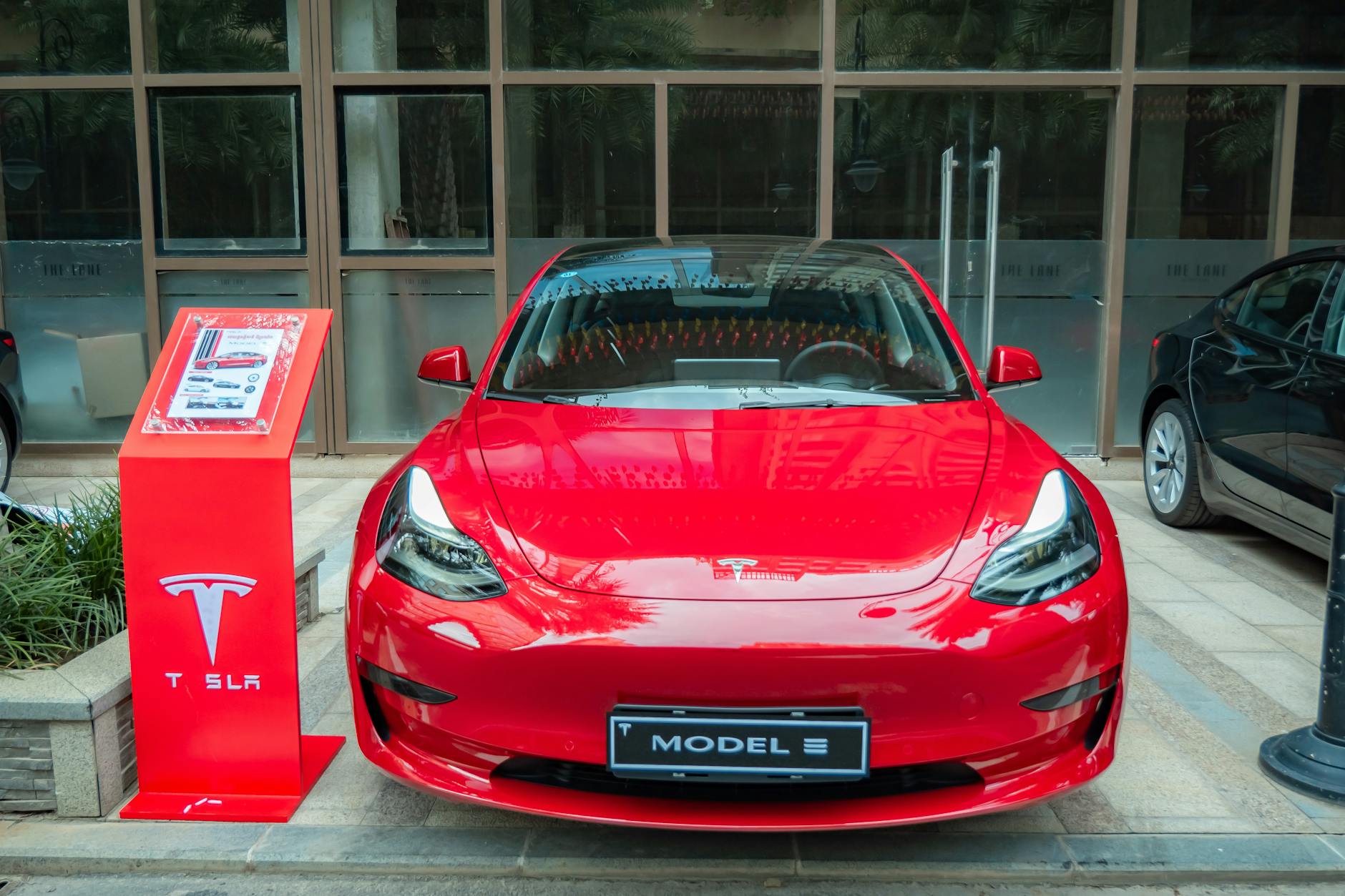 Tesla's Roadster Trademark Fuels Speculation of Its Imminent Return