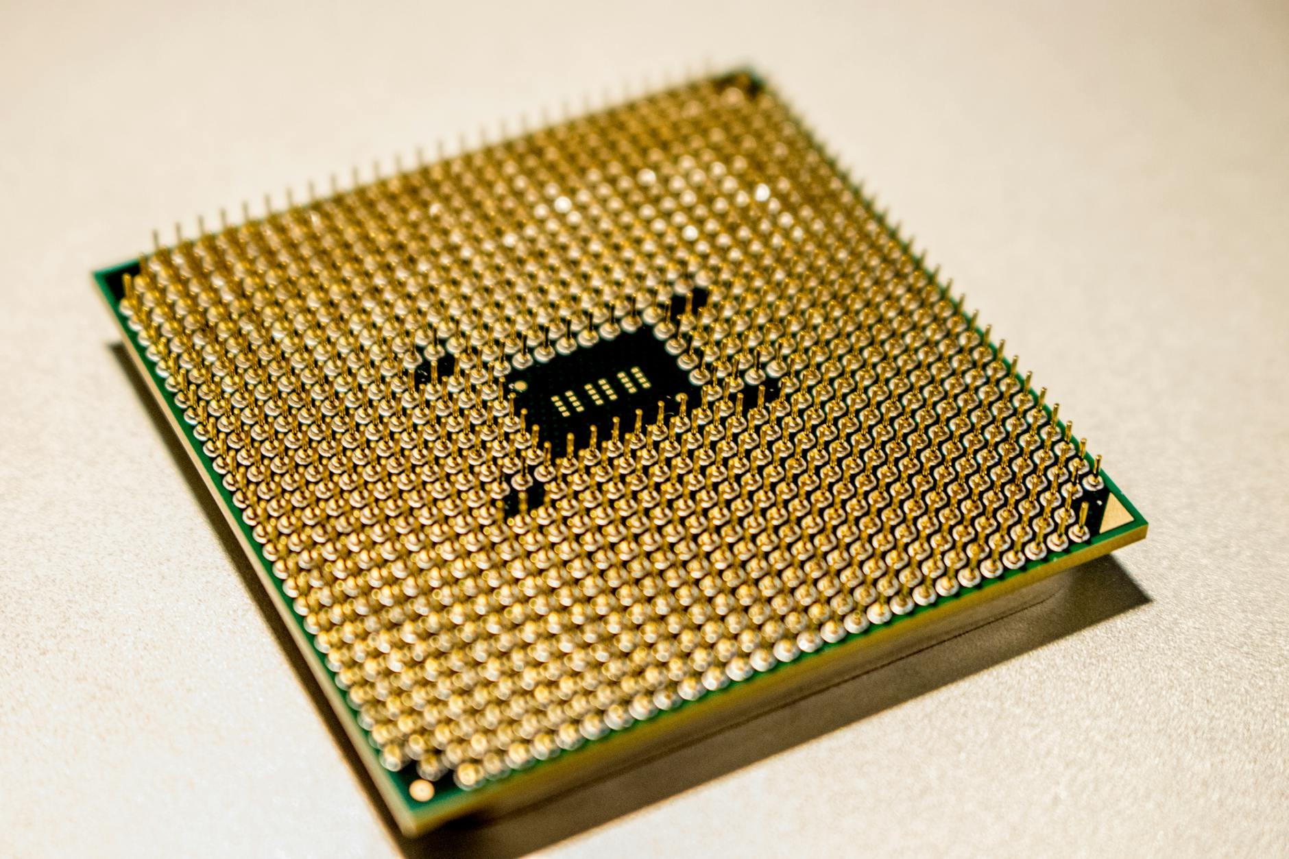 China's Pioneering Leap: The First Invasive Brain-Computer Chip Unveiled