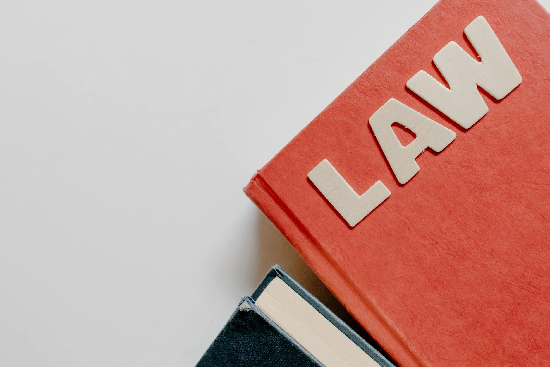 Mahindra University and HNLU Forge Alliance to Revolutionise Legal Education