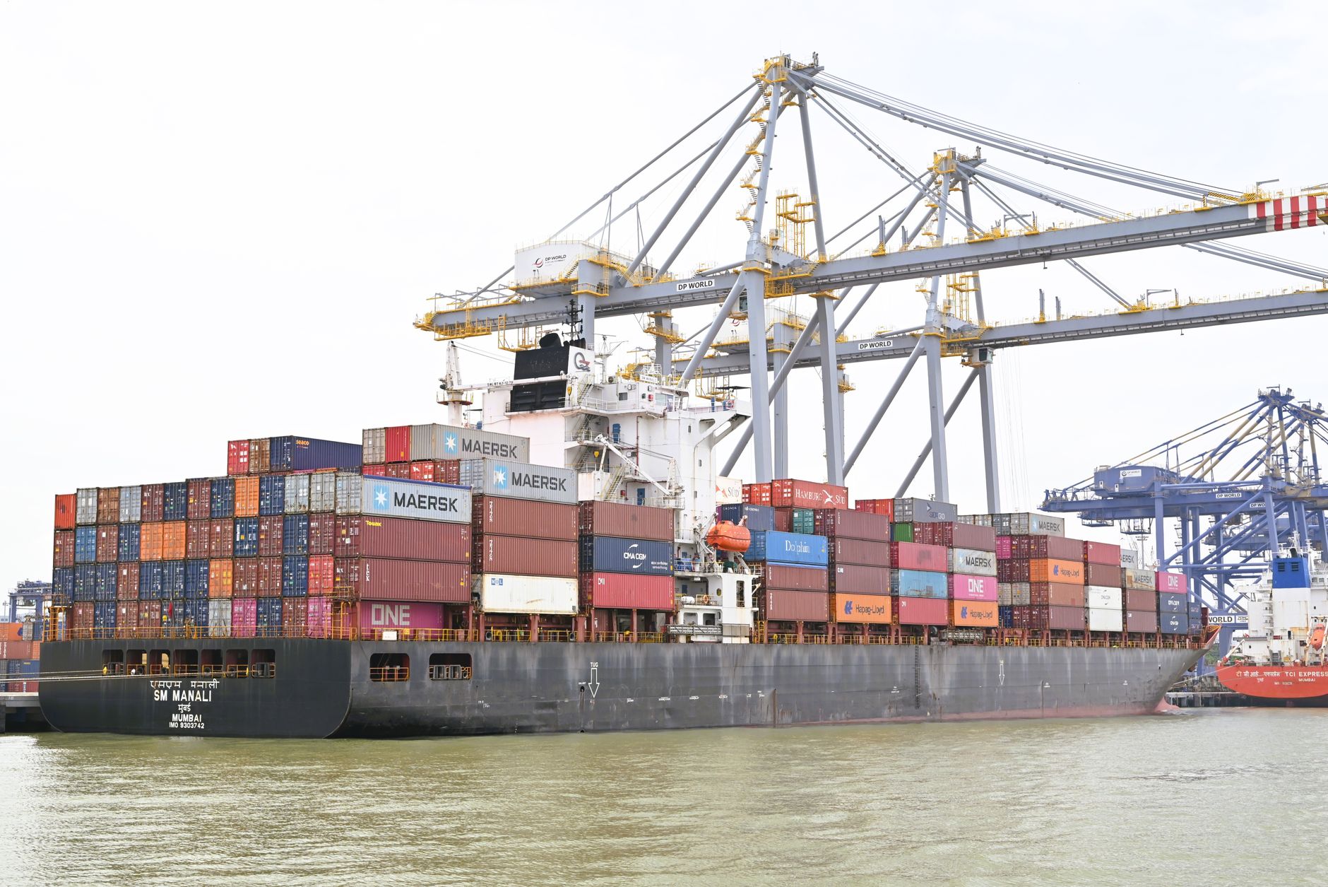 Exporters Urged to Capitalise on New Government Schemes