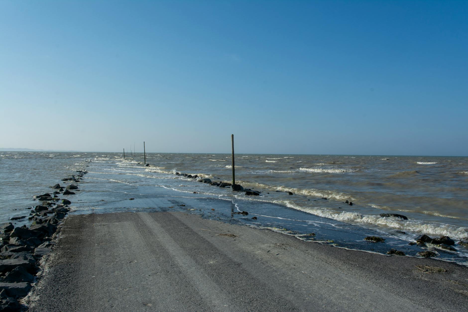 Sea Levels Surge: Alarm Bells Ring as Oceans Swell Unexpectedly