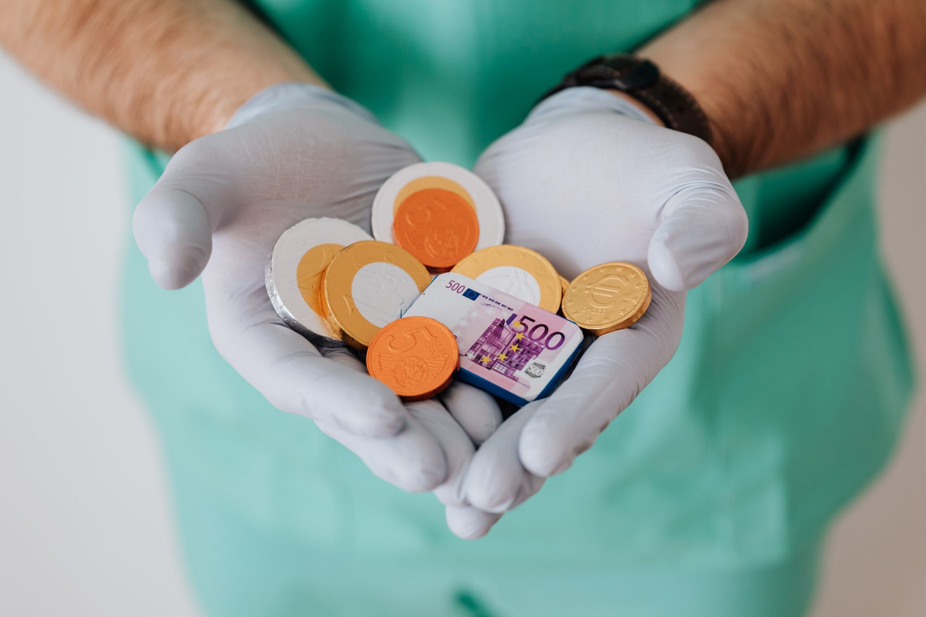 KKR Aims for Billion-Dollar Stake in Medicover India's Operations