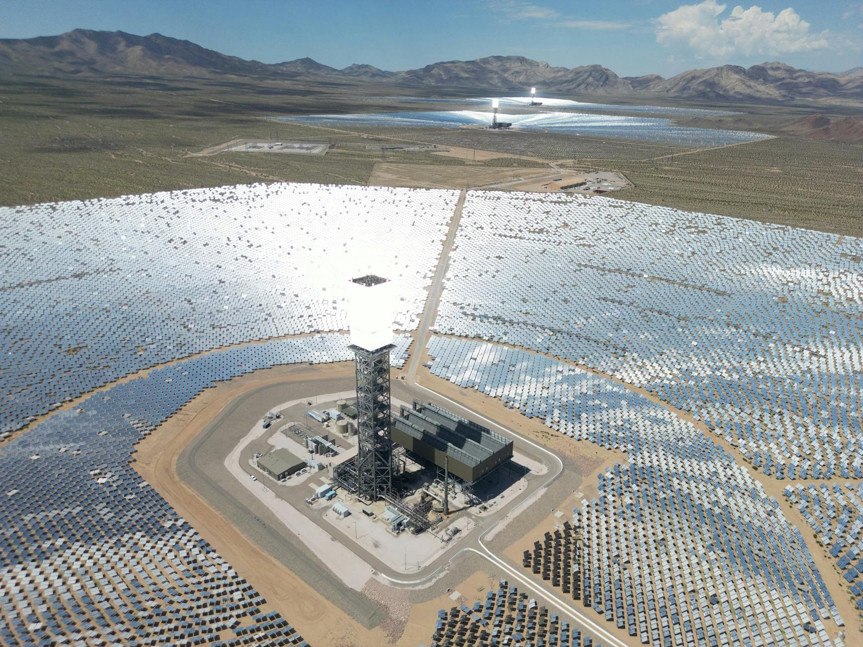 Sunburn's Silver Lining: The Dawn of a New Energy Storage