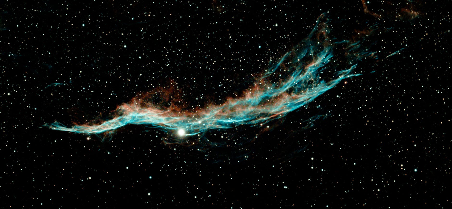 Antarctic Ice Reveals Ancient Stardust from Supernovae