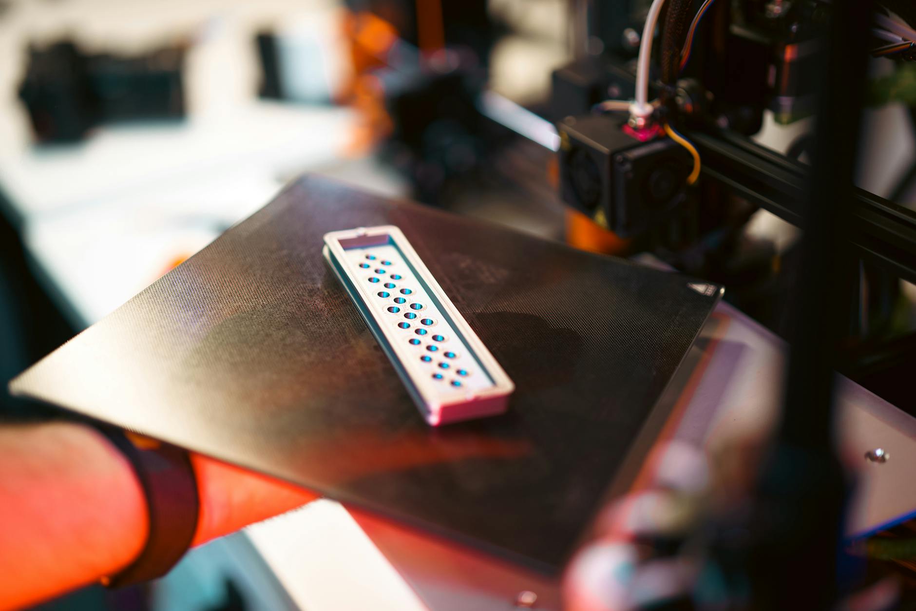 Revolution in Fastening: The Three-Sided Zipper Unveiled