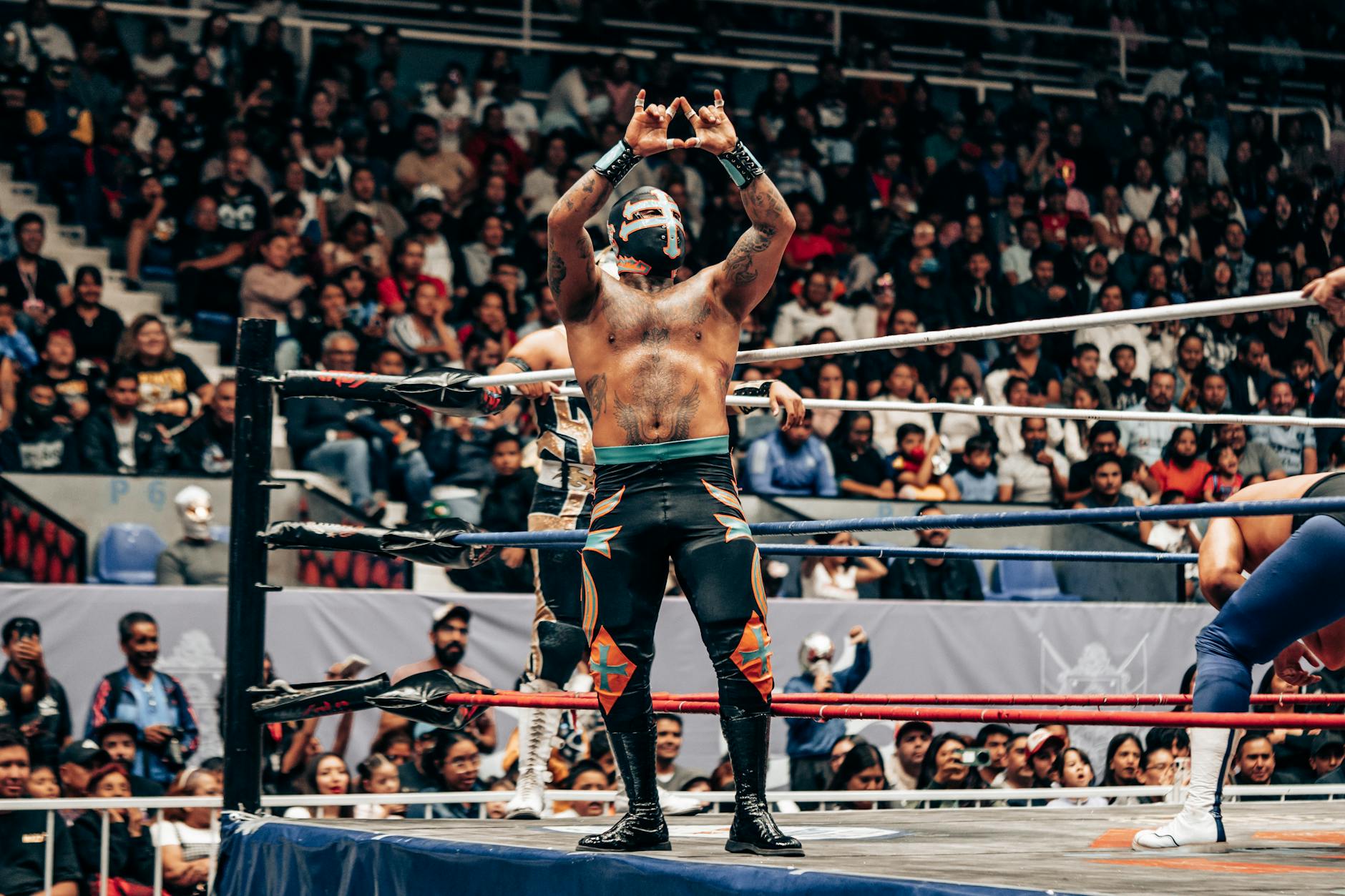 Epic Showdown: Roman Reigns Faces Jacob Fatu for World Heavyweight Title