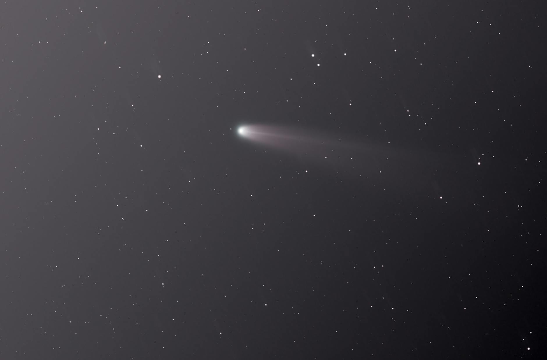 Hubble Captures Rare Comet Breakup in Real Time
