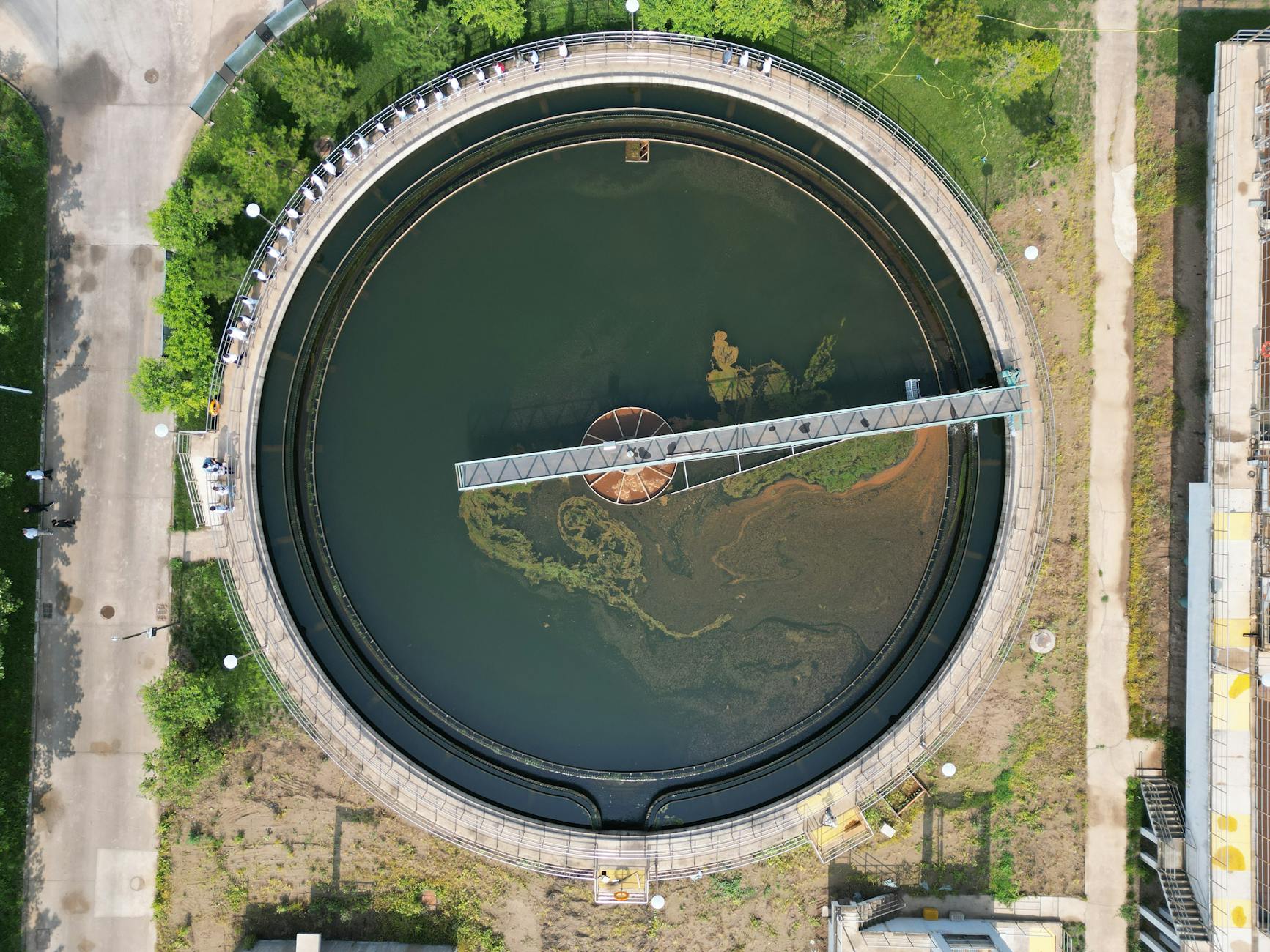 China's AI Revolution: Transforming Wastewater into Fertiliser