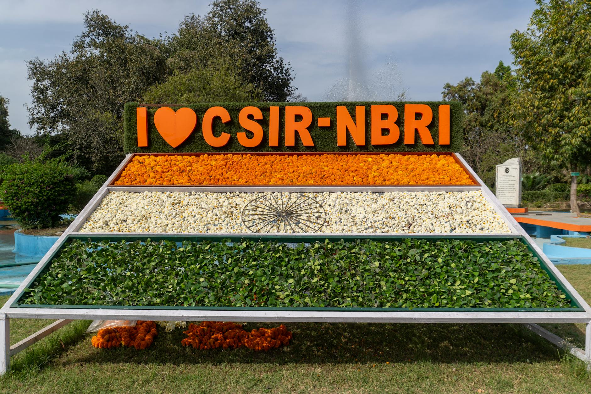 CSIR-CCMB Offers Lucrative Opportunities for Life Science Graduates