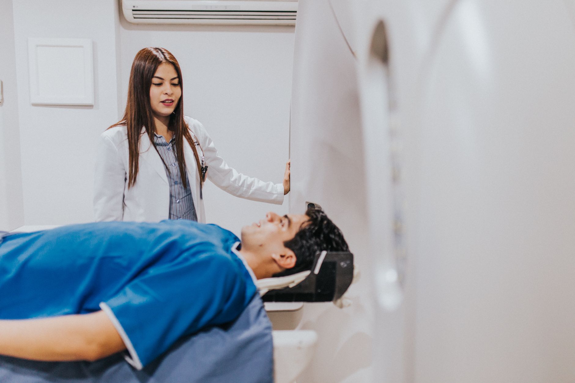 AI's Diagnostic Prowess Grows, Yet Doctors Remain Key for Treatment