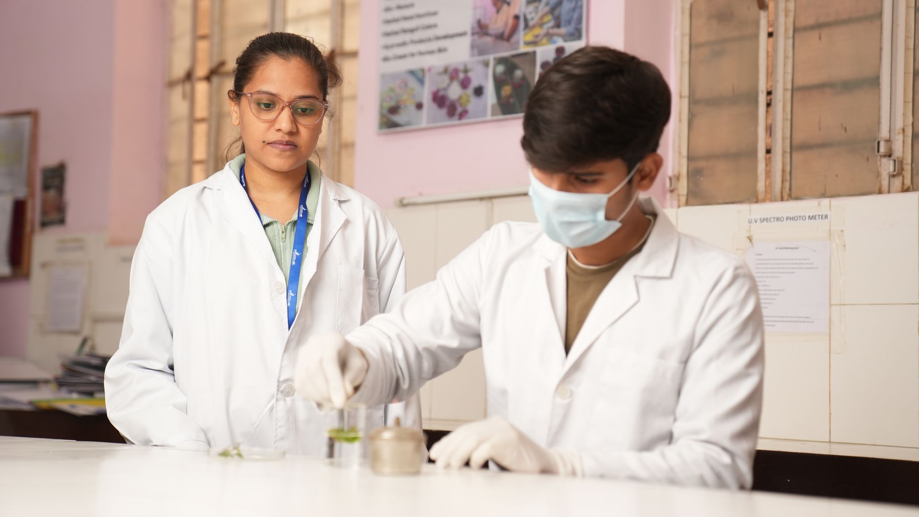 India's Education Crisis: Excellence, Not Access, in the Spotlight