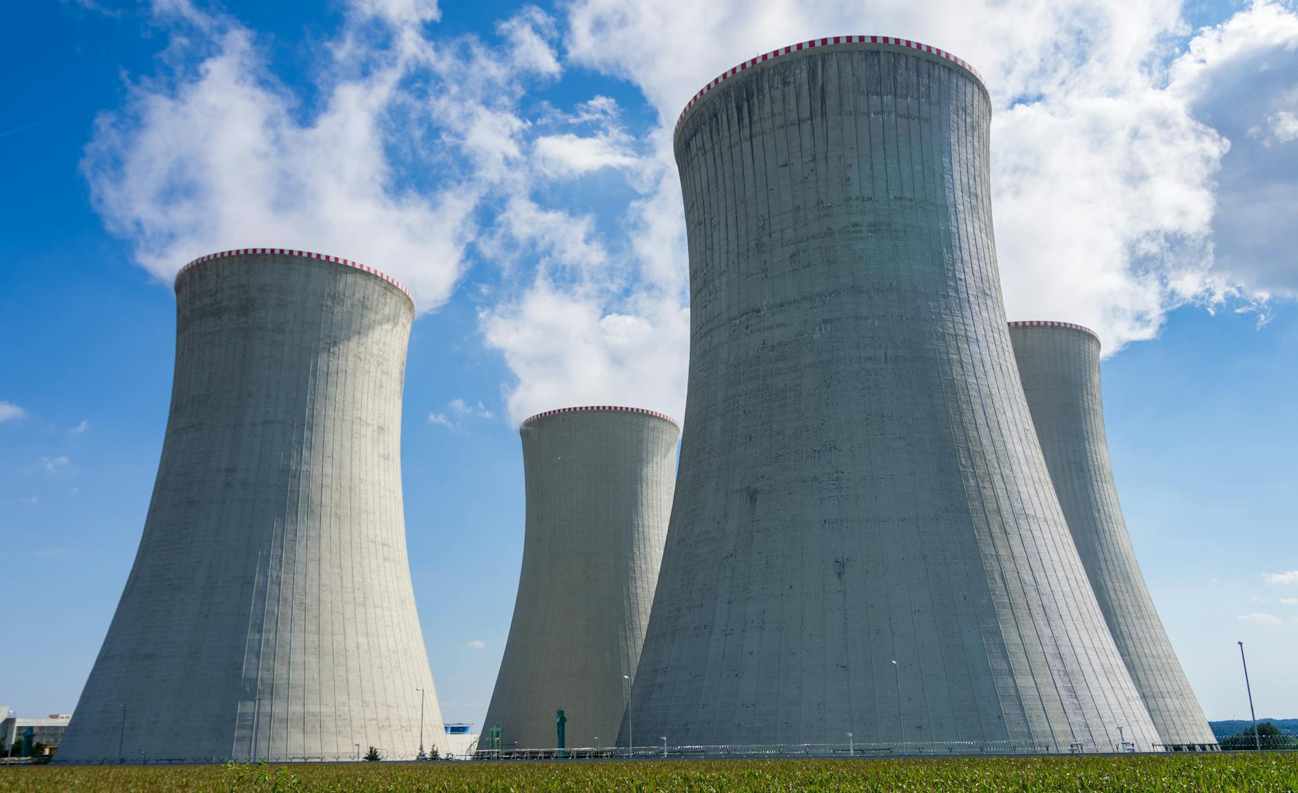 NTPC Chief Advocates Diversified Nuclear Technology Sources