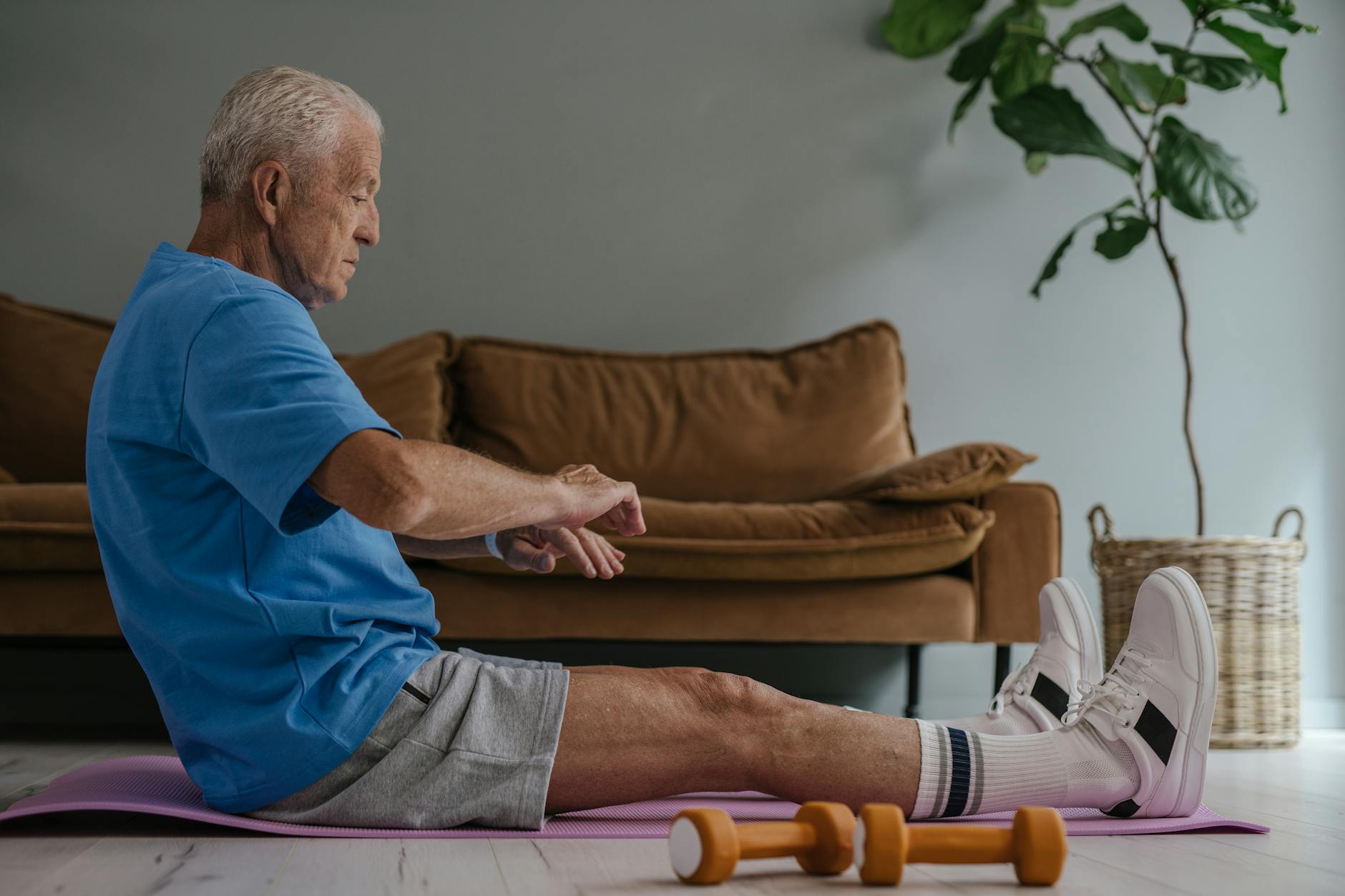 Sleep Overshadows Diet and Exercise in Predicting Longevity