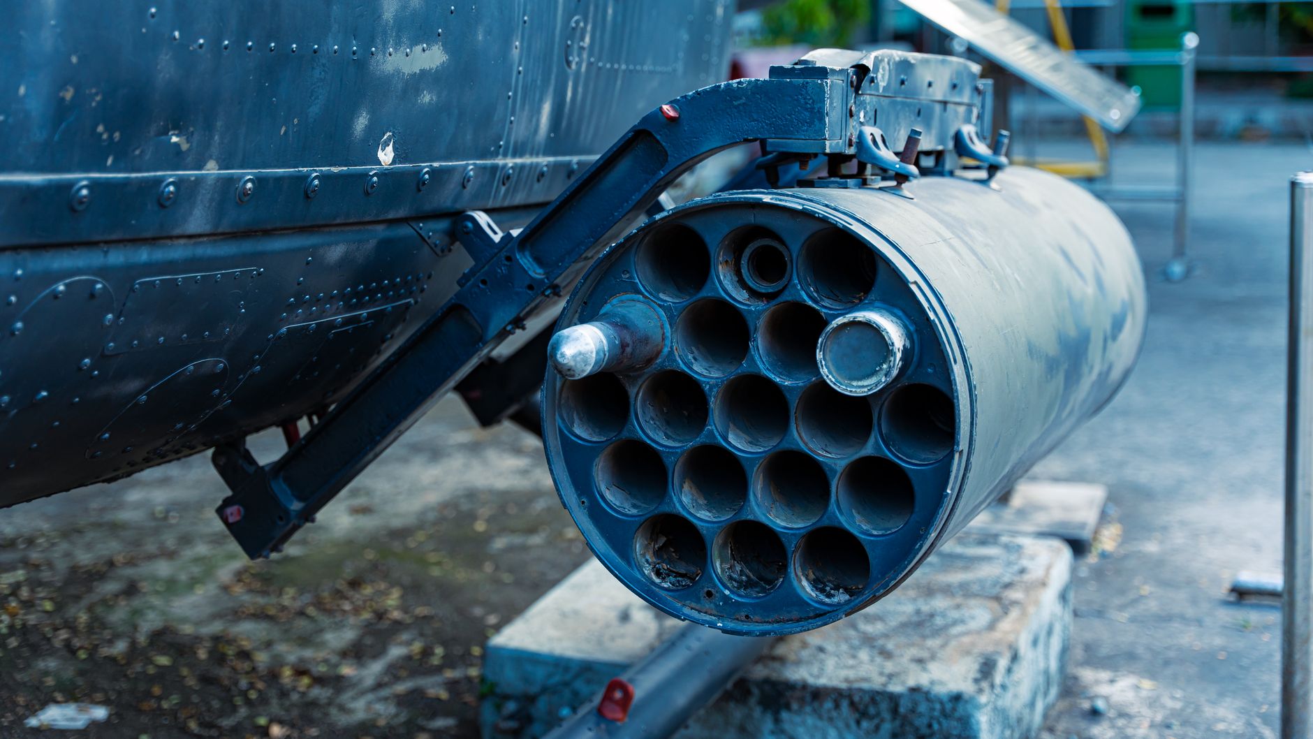 Submarines: The Silent Stealth of Cold Launch Missile Technology