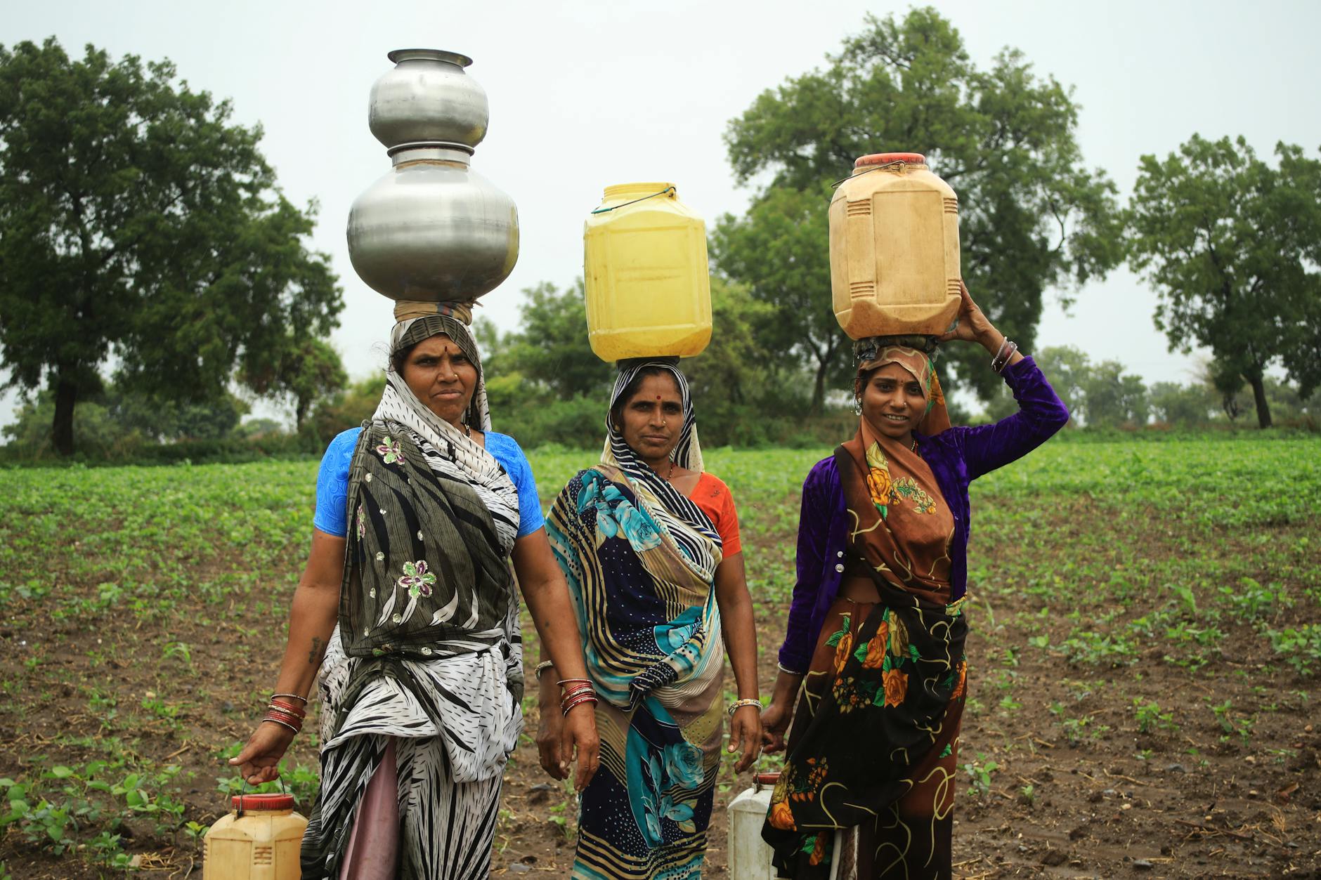 Koderma School's Water Woes: Girls Bear the Brunt