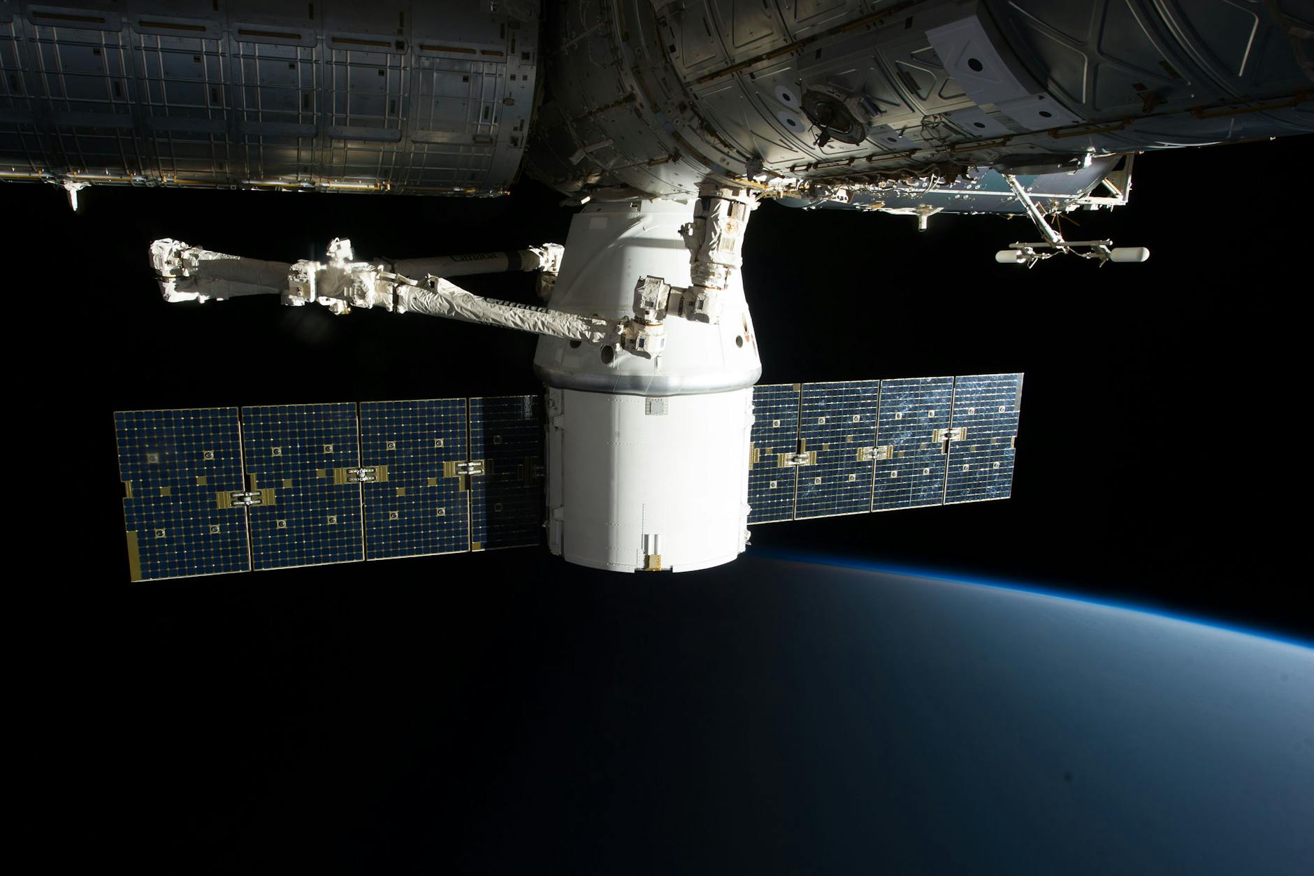 NASA Unveils 2025 Discoveries from the International Space Station