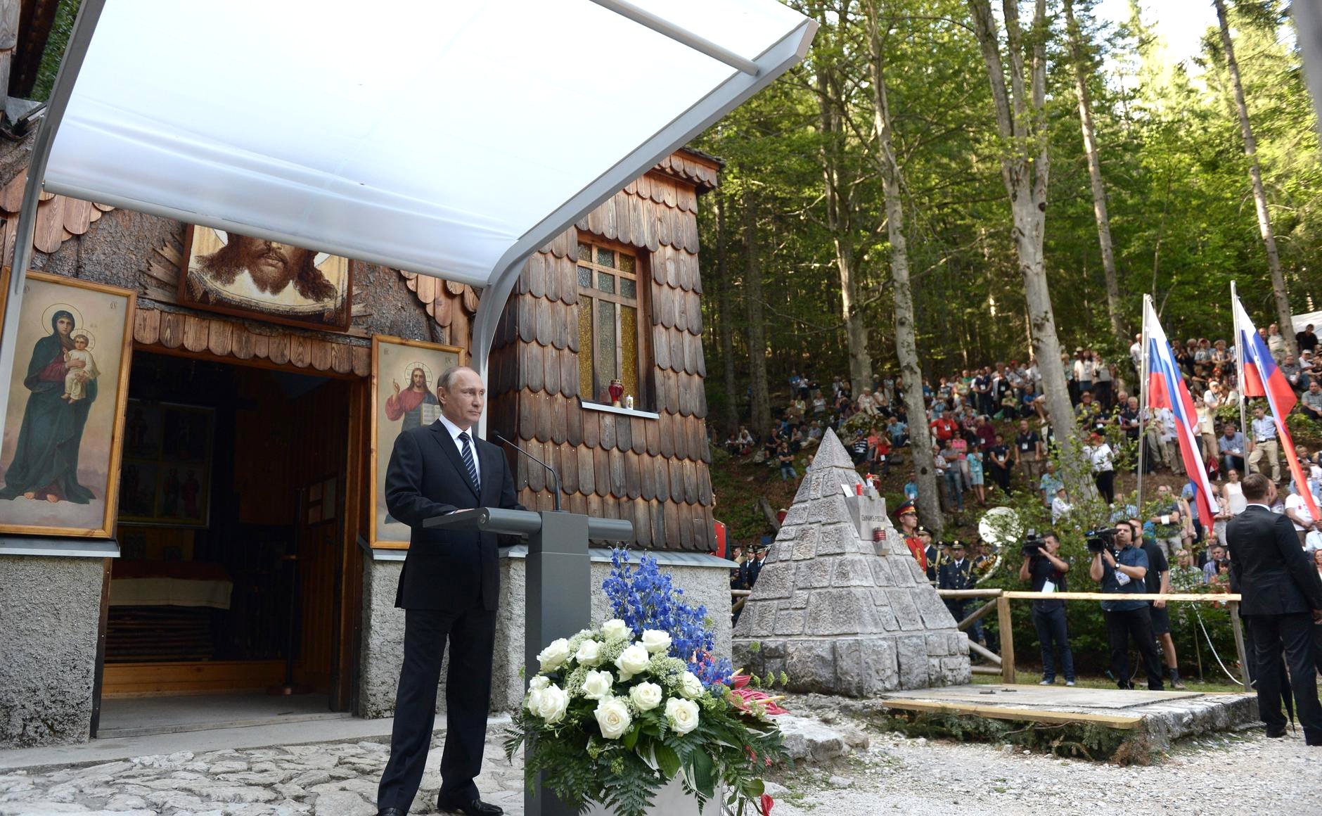 Putin Lauds Russia-China Alliance as Global Stabiliser Ahead of Xi Meeting